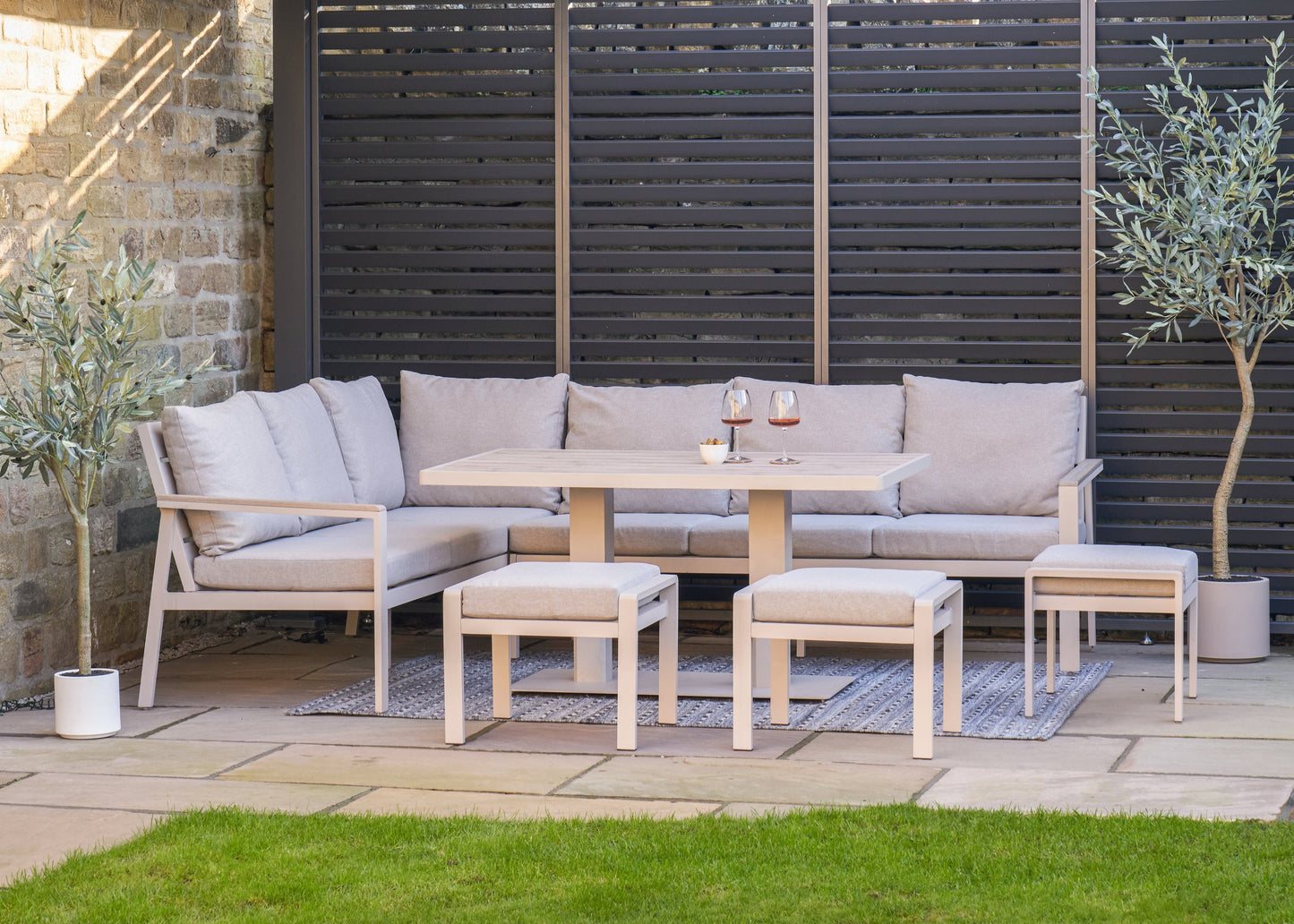 Aruba Corner Seating Set with Adjustable Table