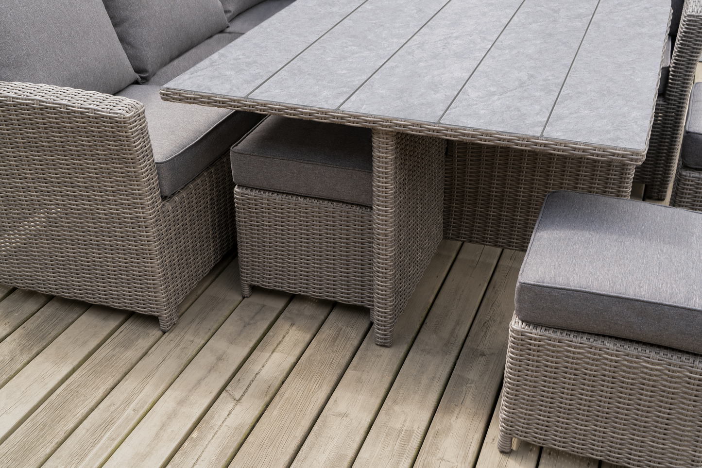 Barbados Square Corner Set