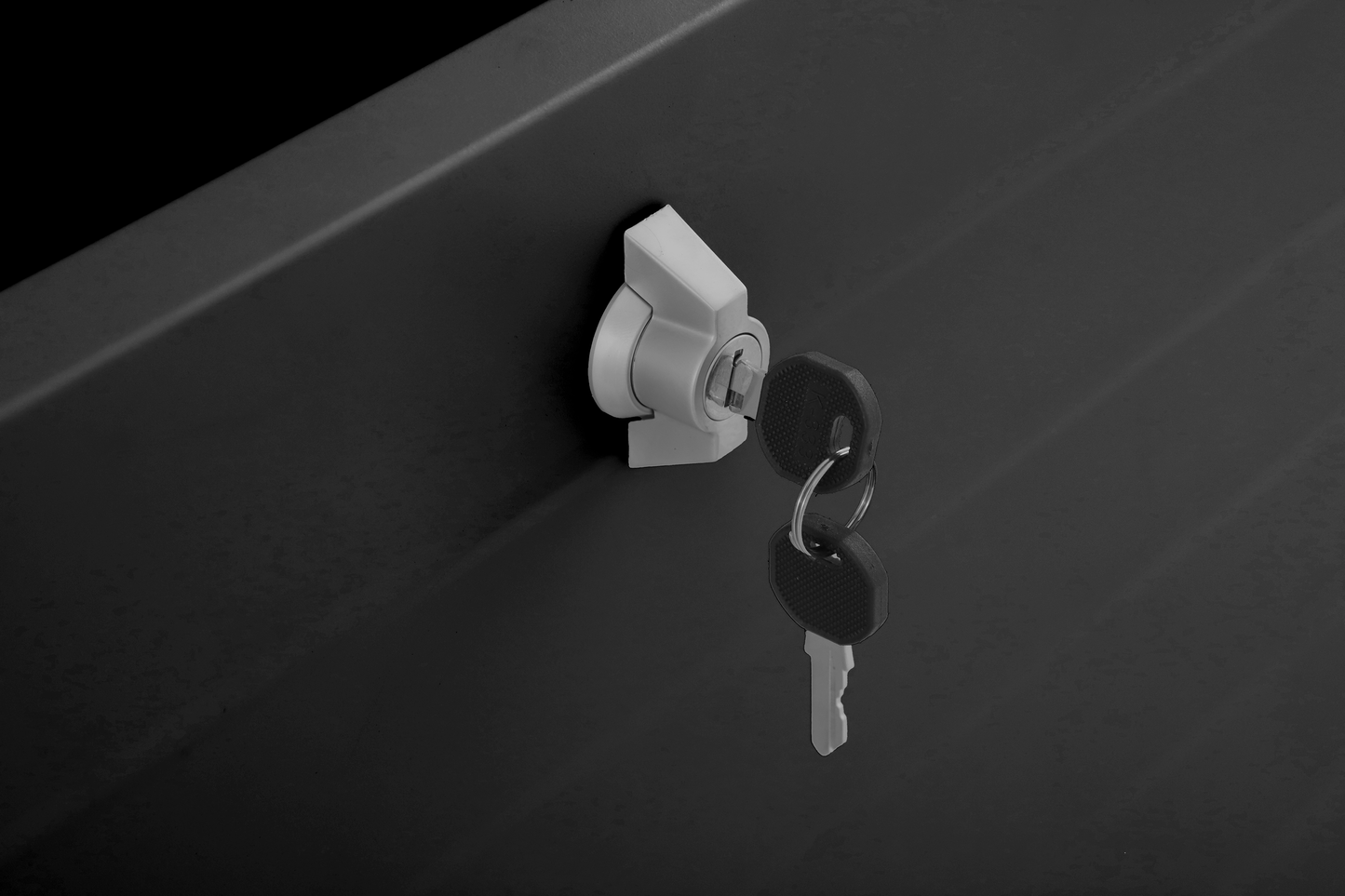 Rhode Island Steel Cushion Box - Small