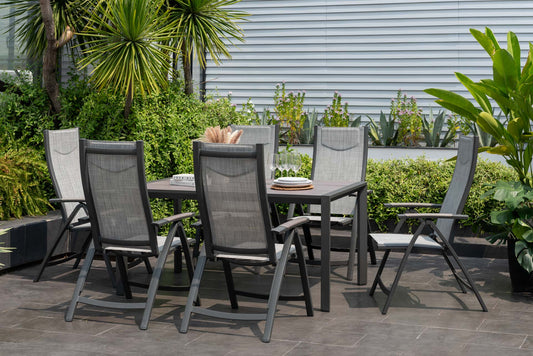 Urbanite Deluxe Dark Dining Set (6 Reclining Chair)